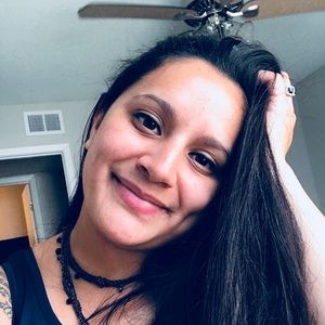 Meet your Posher, Meagan